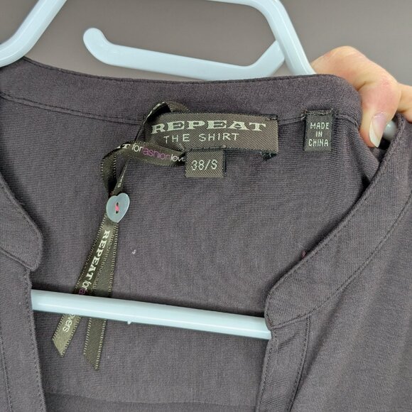 Repeat "The Shirt" Button Down Jersey Top Pockets Chocolate Brown Size Small - Picture 3 of 3